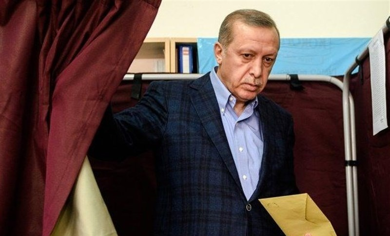 MetroPOLL'den Cumhurbaşkanı Erdoğan kazanır mı anketi...