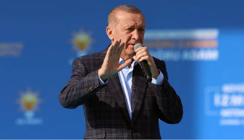 İngiliz basınından 'Erdoğan' yorumu: Dalkavuklarla çevrili, ekonomik sıkıntılardan kopuk..