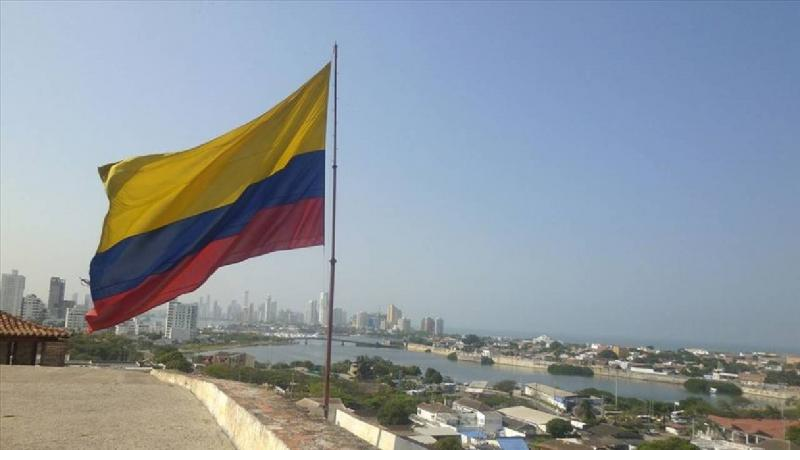 Kolombiya İsrail ateşkese uymazsa bütün dünya ülkelerini İsrail'le ilişkisini kesmeye davet etti!