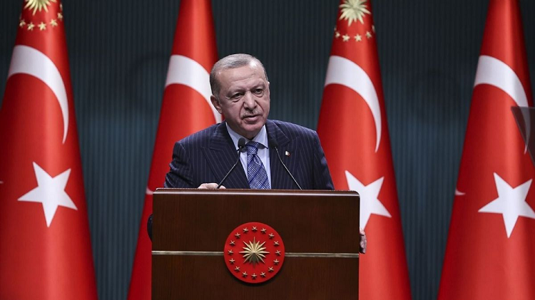Cumhurbaşkanı Erdoğan'dan önemli açıklamalar: Asgari ücret zammı ve bayram tatili....