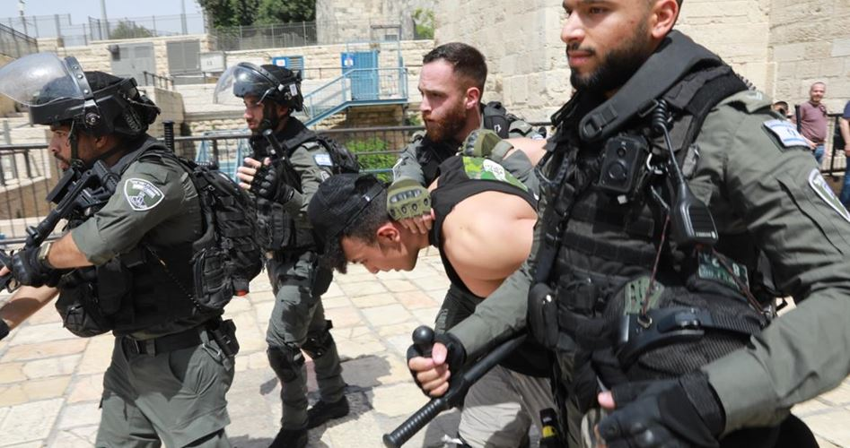 Kudüs'te gerilim had safhada! Filistinlilere, işgal askerlerinin ve  yerleşimcilerinin düzenlediği saldırılarda 79 Filistinli yaralandı.     