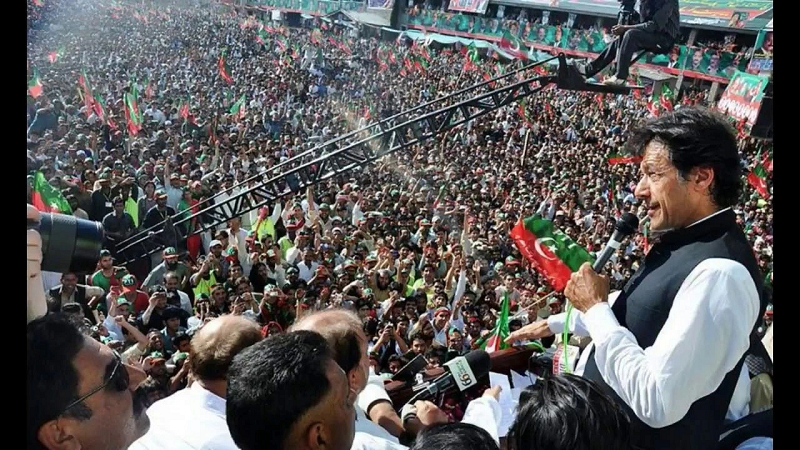 Pakistan'ın eski Başbakanı İmran Han: Erken seçime gidilmezse halkı sokağa çıkaracağım