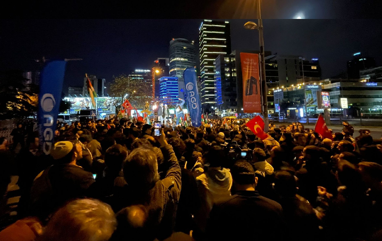 Siyonist işgalcilerin Mescid-i Aksa saldırısı İstanbul'da protesto edildi...